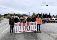 Staatsstraße 2054: GEMEINDE und Staatliches BAUAMT arbeiteten HAND in HAND Staatsstraße 2054: GEMEINDE und Staatliches BAUAMT arbeiteten HAND in HAND