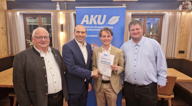 AKU-KREISHAUPTVERSAMMLUNG – Große ANERKENNUNG für Julian ZEHNTNER