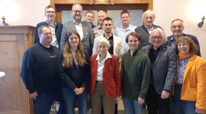 KLUGE und ZEHNTNER in FÜHRUNG