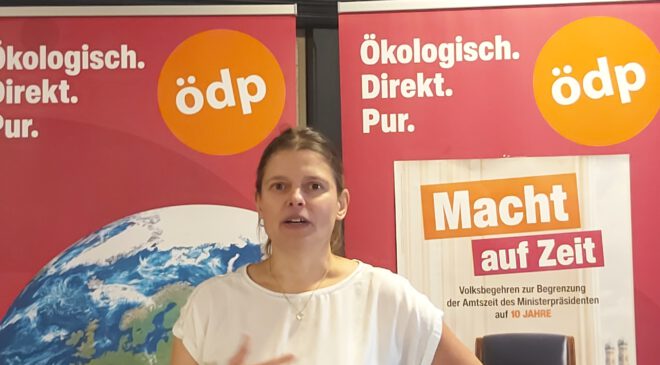 Becker: „V O L K S  B E G E H R E N sind FRUSTSCHUTZMITTEL!“