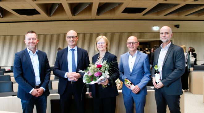 Der BILDUNG verschrieben