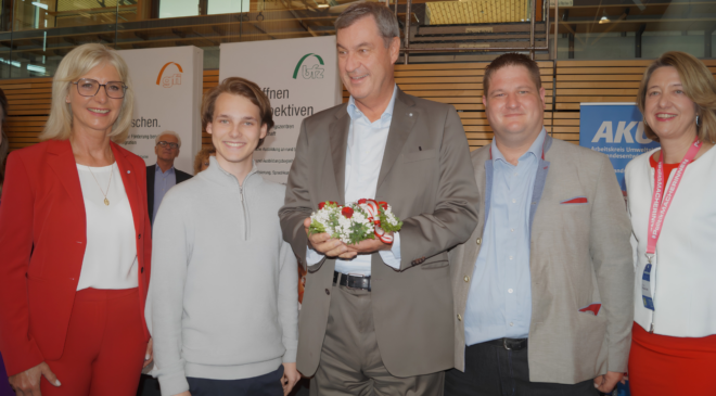 AKU LANDSHUT bei der FRAUEN UNION LANDESVERSAMMLUNG in ESSENBACH stark vertreten