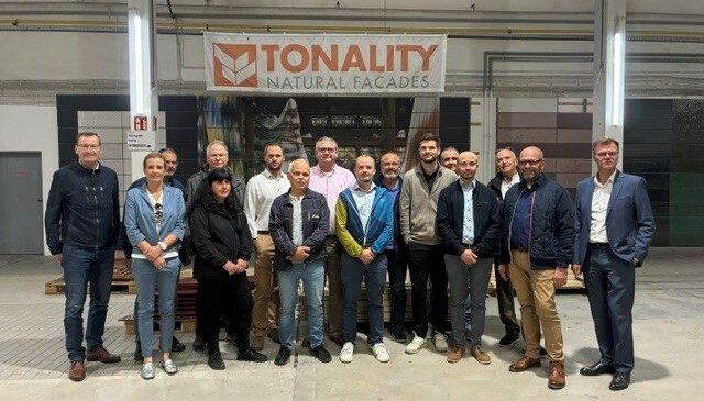 FACHAUSTAUSCH im T O N A L I T Y Fassadenwerk