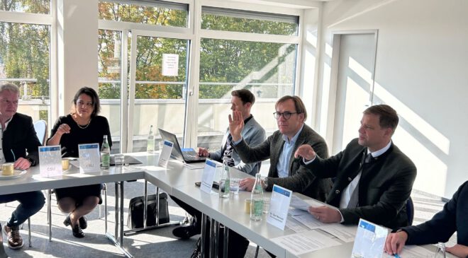 Starke PARTNERSCHAFT für die VERSORGUNG junger MENSCHEN