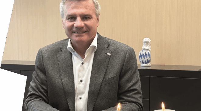 WEIHNACHTS- und NEUJAHRSGRÜßE von Landrat Peter DREIER