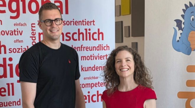 SPARKASSE stellt 15.000 Euro für LESEINITIATIVE bereit
