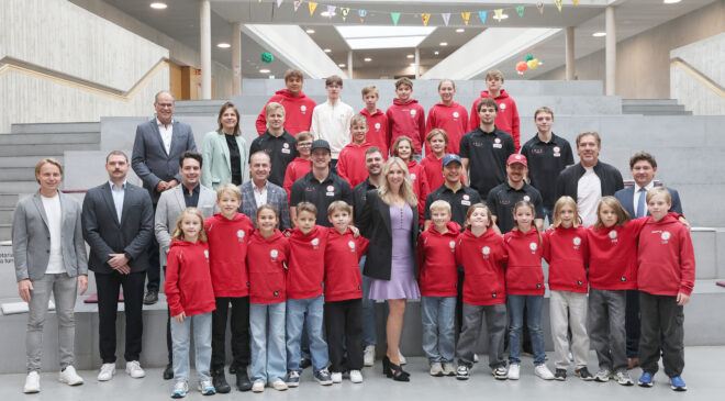 STAATSMINISTERIN STOLZ besucht „PARTNERSCHULE des WINTERSPORTS“