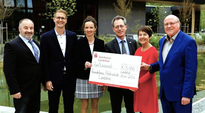 SPARKASSE Landshut spendet 5.000 Euro an FREUNDESKREIS der Hochschule LANDSHUT