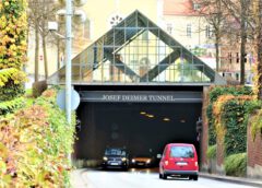 VERKEHR durch TUNNEL wird umgeleitet