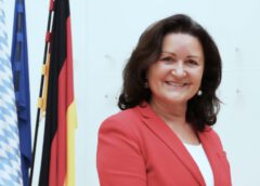 MdL Jutta WIDMANN enttäuscht über ENTSCHEIDUNG der BAYERNKOALITION in Sachen VERWALTUNGSGERICHT